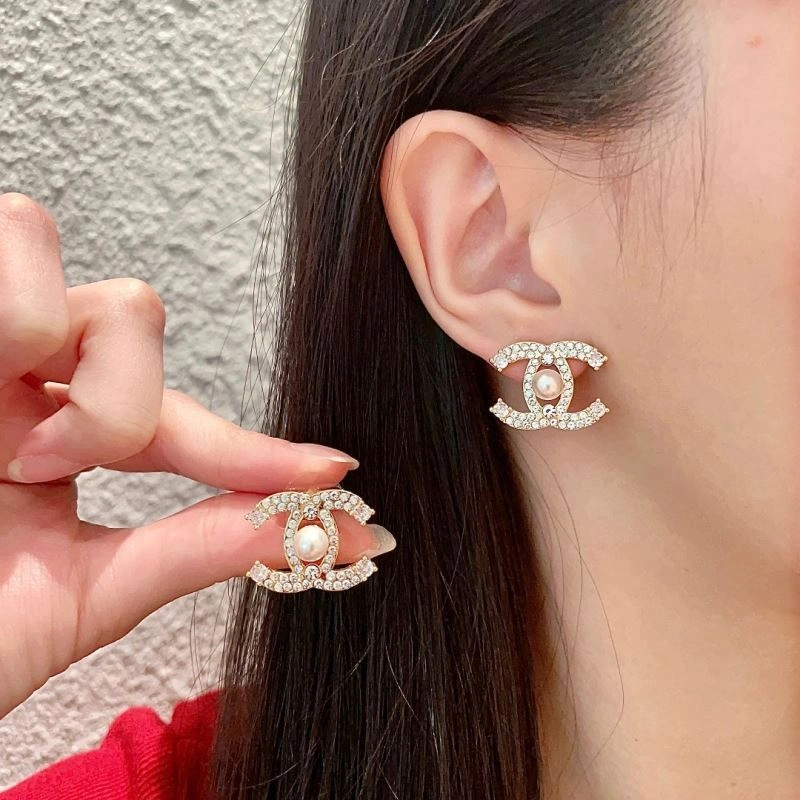 Cozy Chanel Earrings 230257