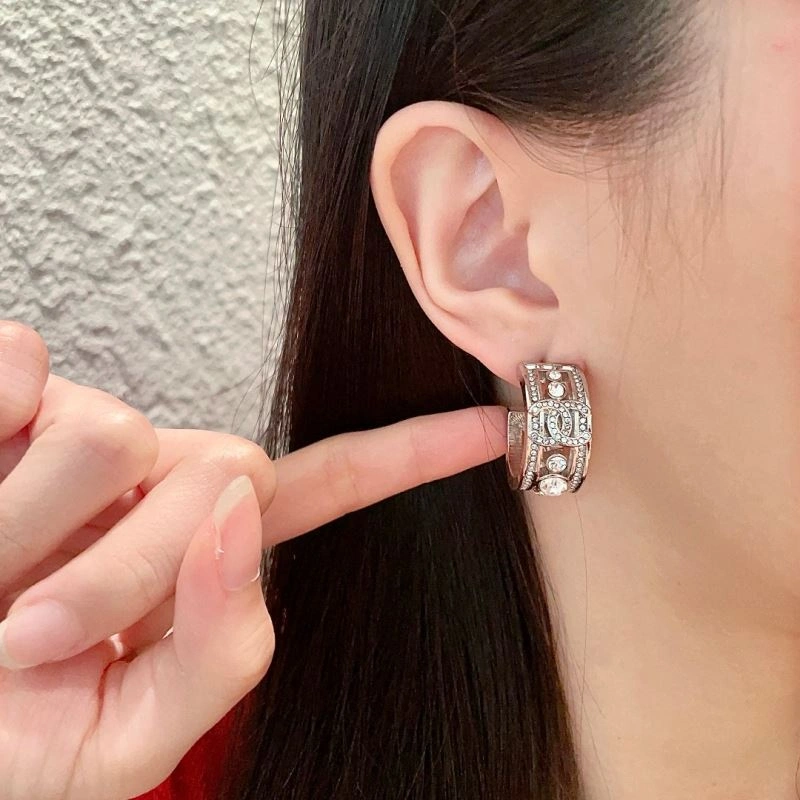 Chanel Earrings Sophisticated 230159