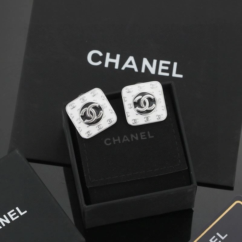 Durable Chanel Earrings 230145