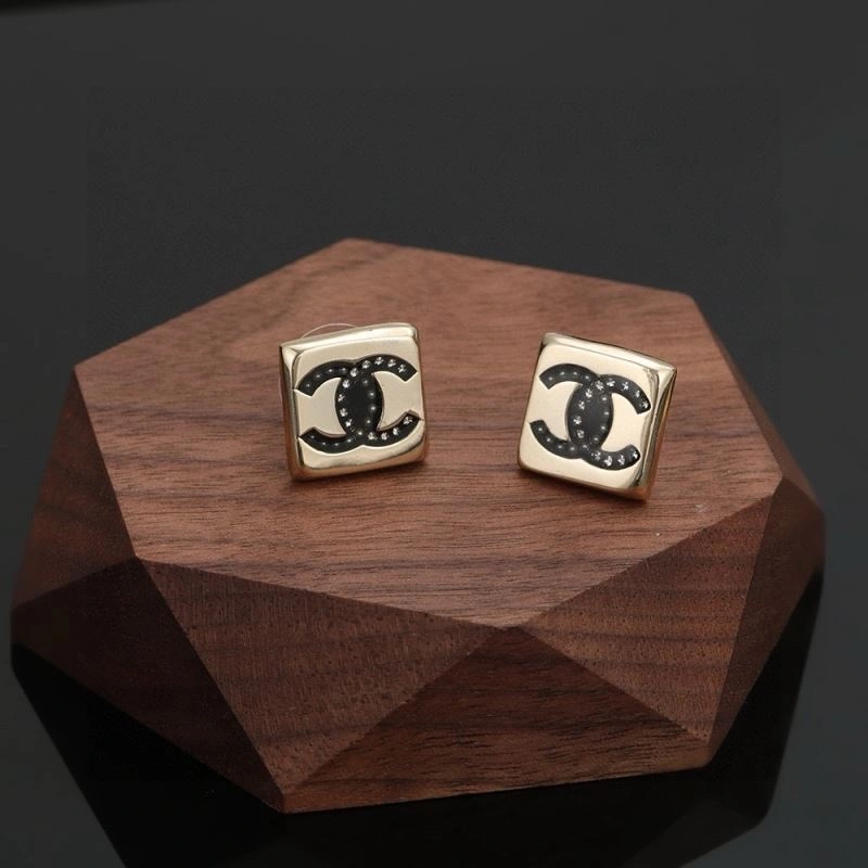 Efficient Chanel Earrings 230175