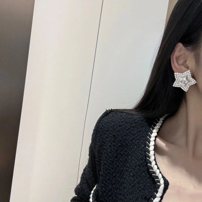 Flexible Chanel Earrings 230137