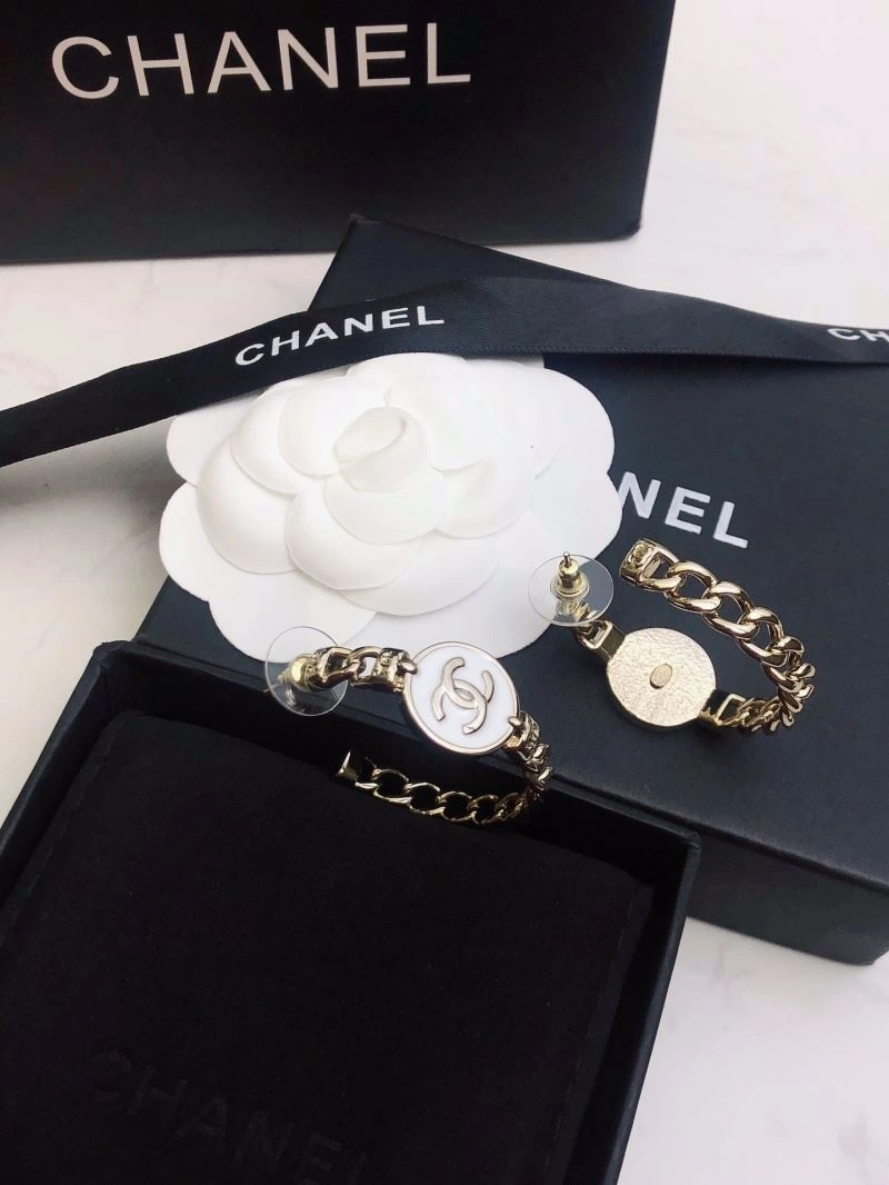 Resilient Chanel Earrings 230162