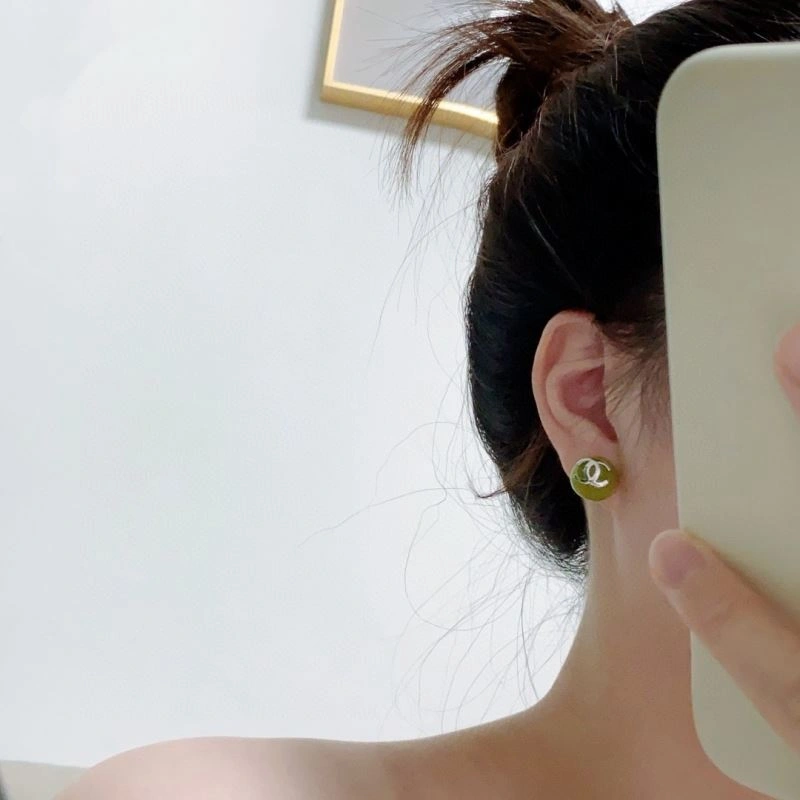 WellDesigned Chanel Earrings 230158