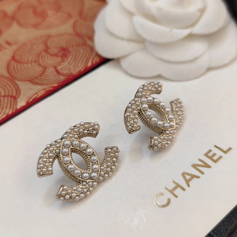 Breathable Chanel Earrings 230122