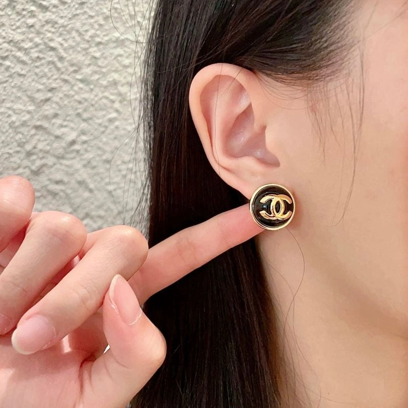 Chanel Earrings StreetReady 230123