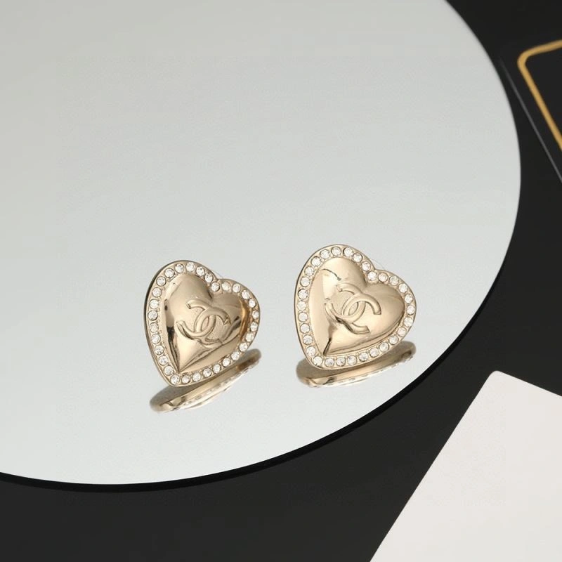 Breathable Chanel Earrings 230176