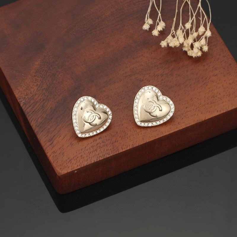 Breathable Chanel Earrings 230176