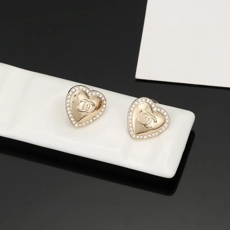 Breathable Chanel Earrings 230176