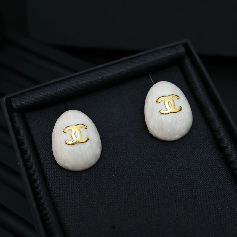 Comfortable Chanel Earrings 230116
