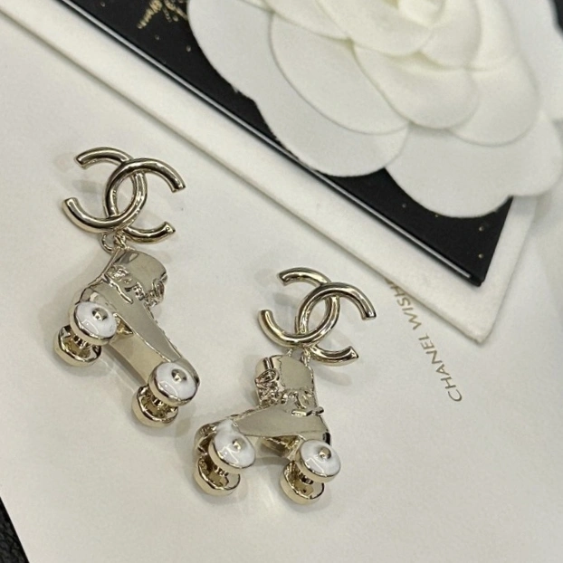 Chanel Earrings WrinkleFree 230185