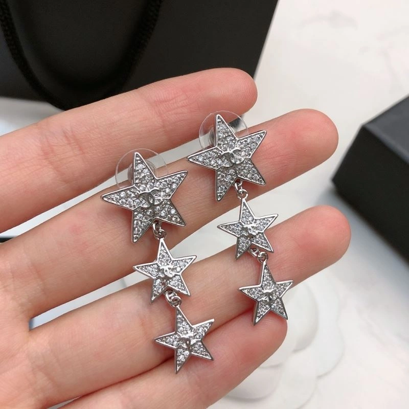 Elegant Chanel Earrings 230102