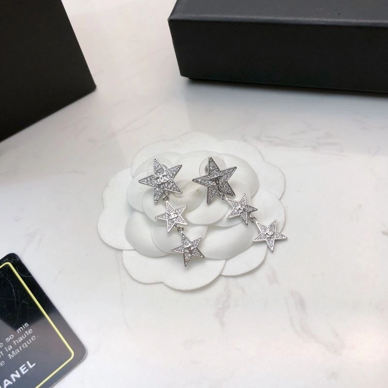 Elegant Chanel Earrings 230102