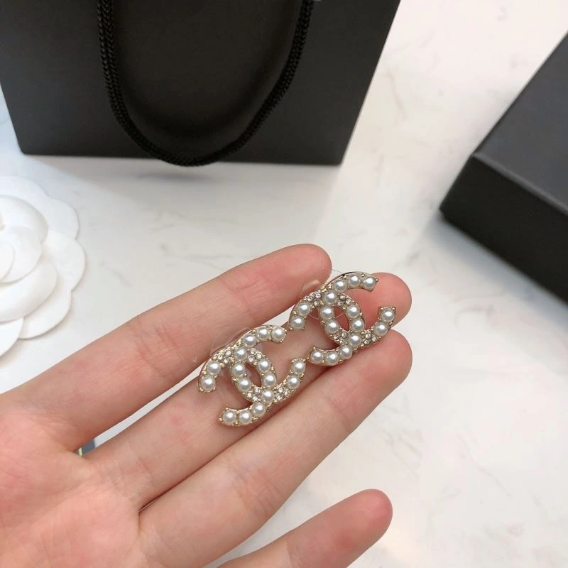 Vibrant Chanel Earrings 230154