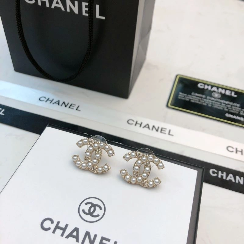 Vibrant Chanel Earrings 230154