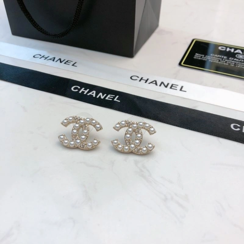 Vibrant Chanel Earrings 230154