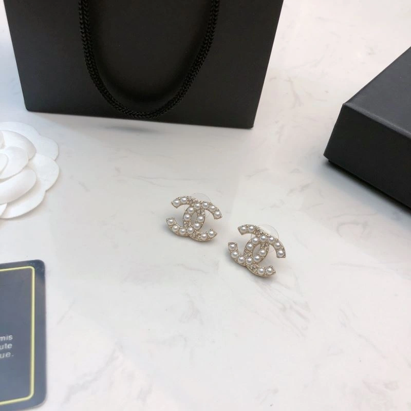 Vibrant Chanel Earrings 230154