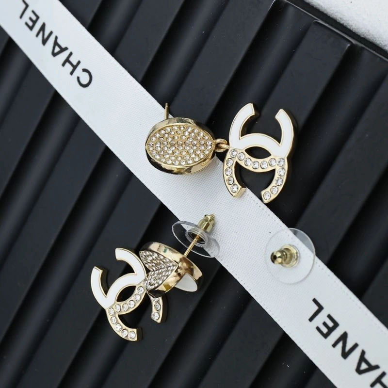 Chanel Earrings Soft 230120