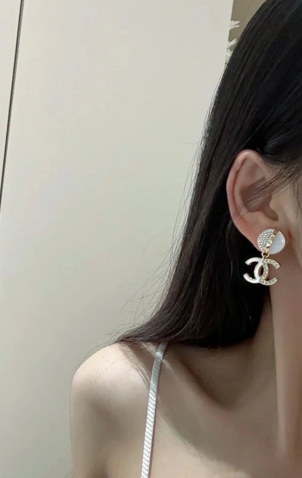 Chanel Earrings Soft 230120