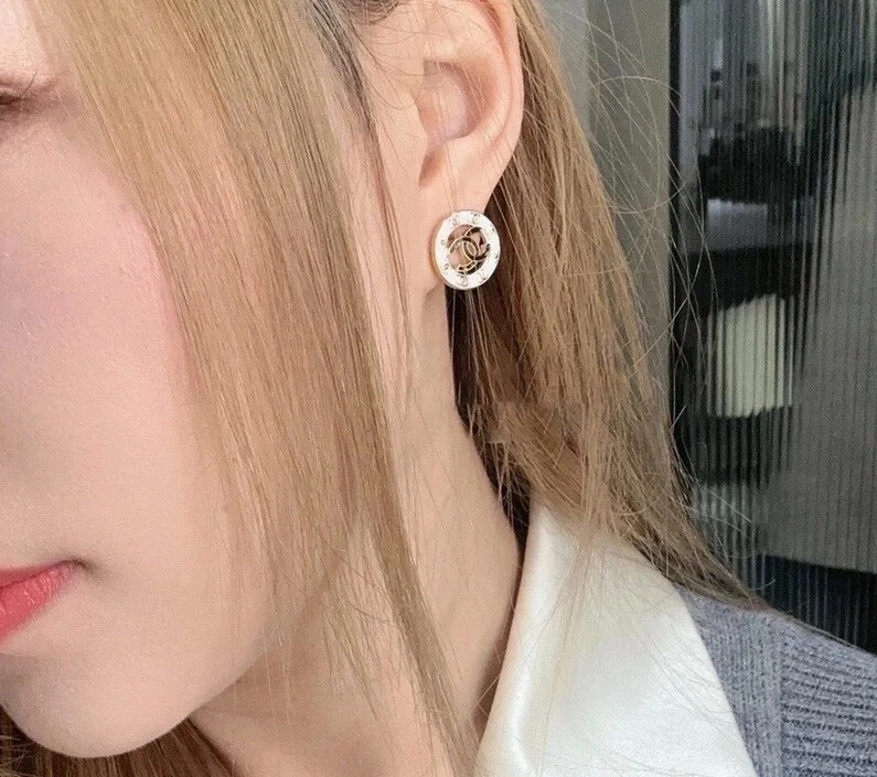 Chanel Earrings SoftTouch 230113
