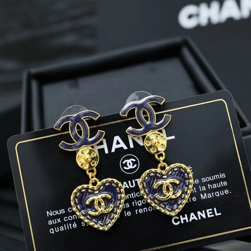 Chanel Earrings EyeCatching 230095