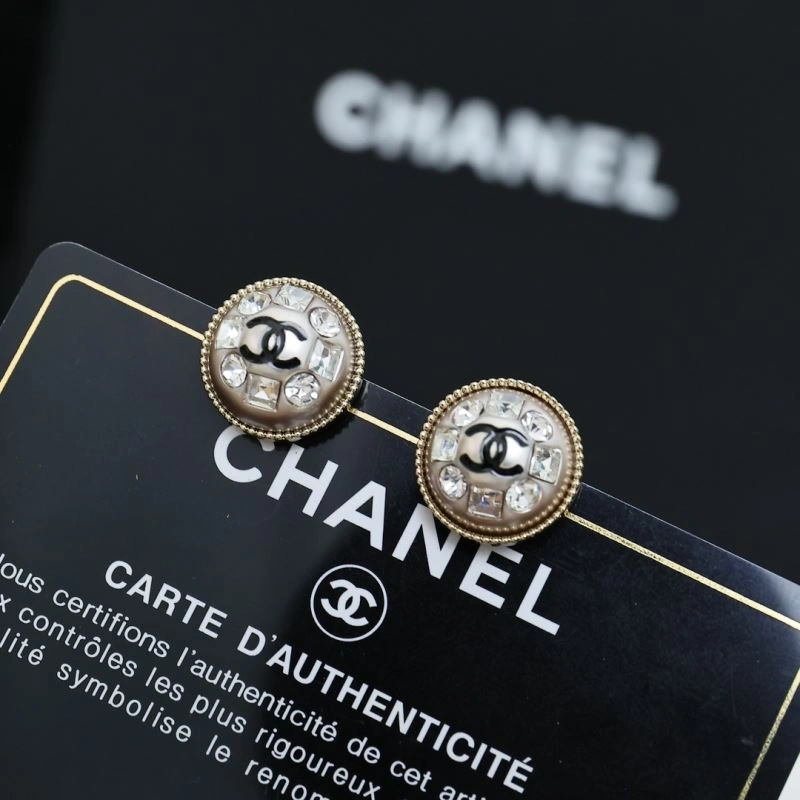 Durable Chanel Earrings 230086