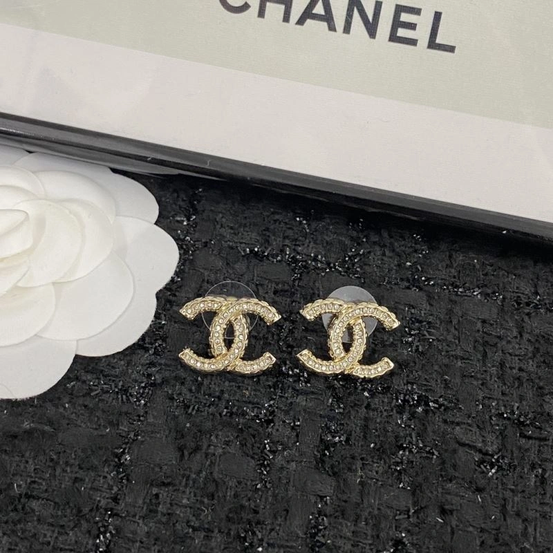 Chanel Earrings Functional 230090