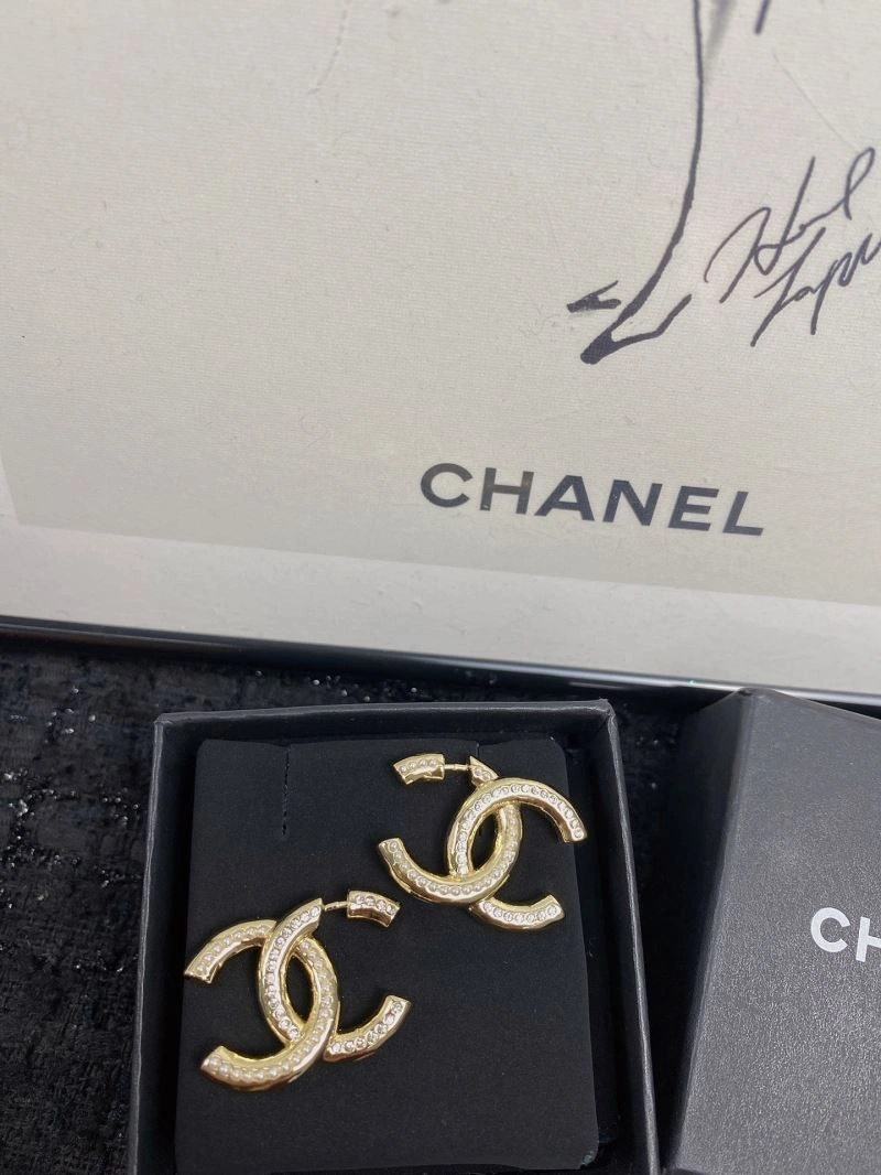 Premium Chanel Earrings 230082