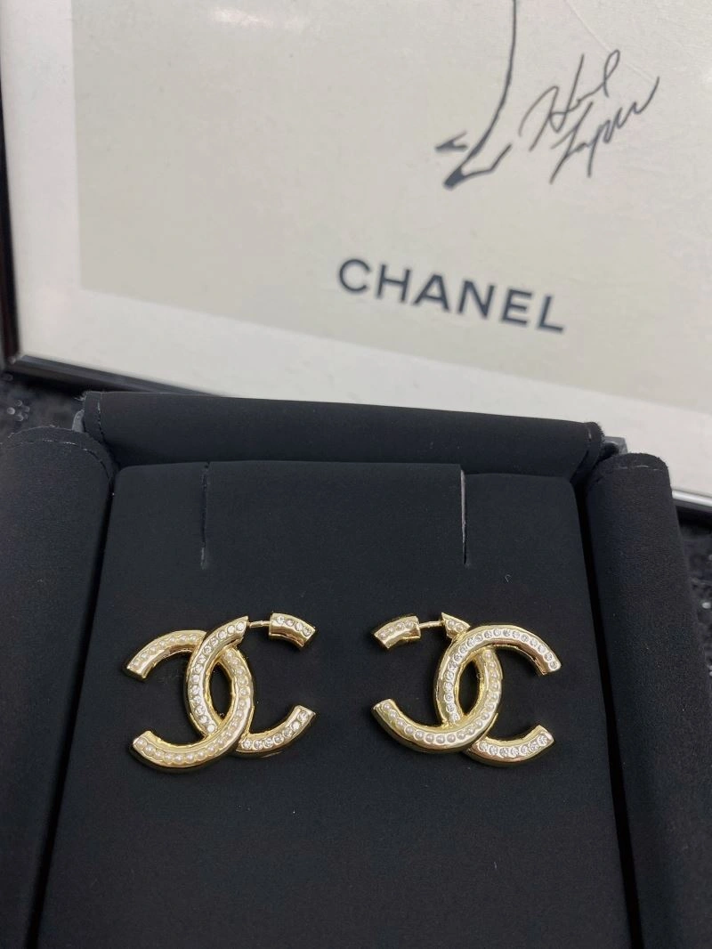 Premium Chanel Earrings 230082