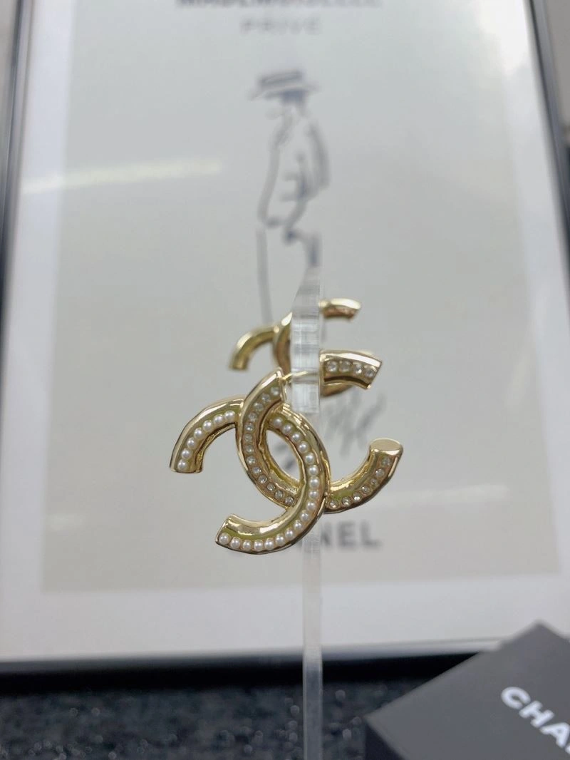 Premium Chanel Earrings 230082