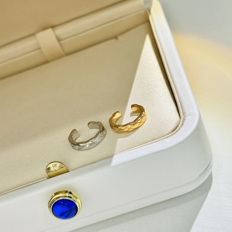 Chanel Earrings Premium 230105