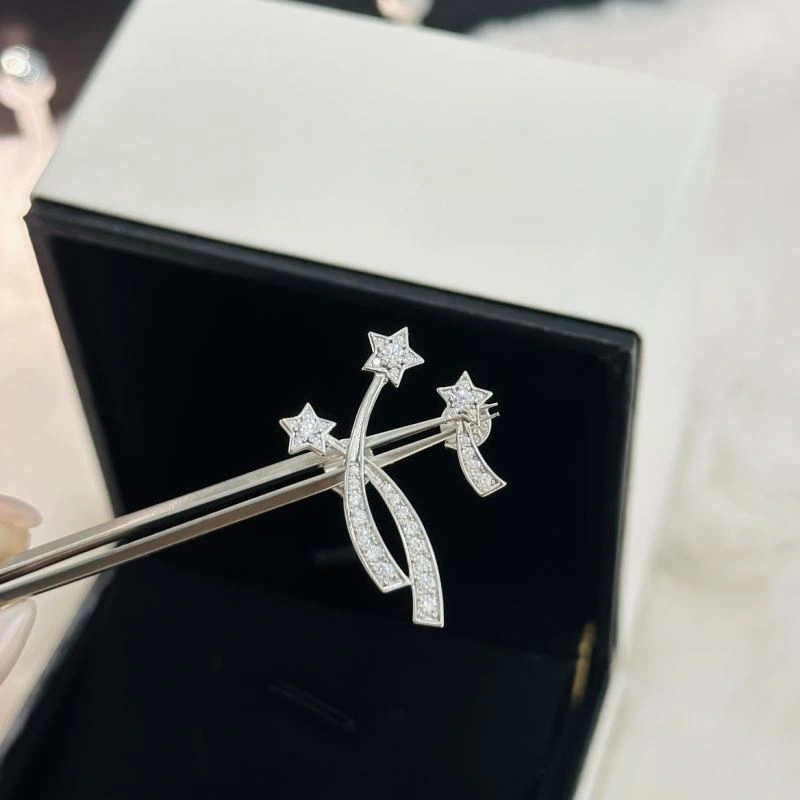 Chanel Earrings TimelessDesign 230077