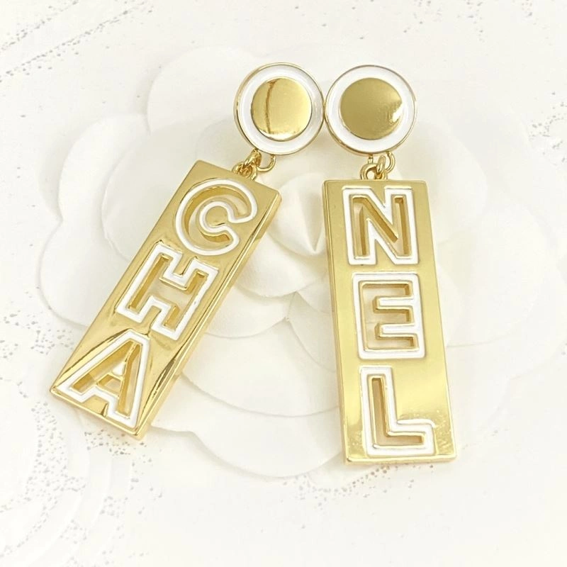 Chanel Earrings Lightweight 230083