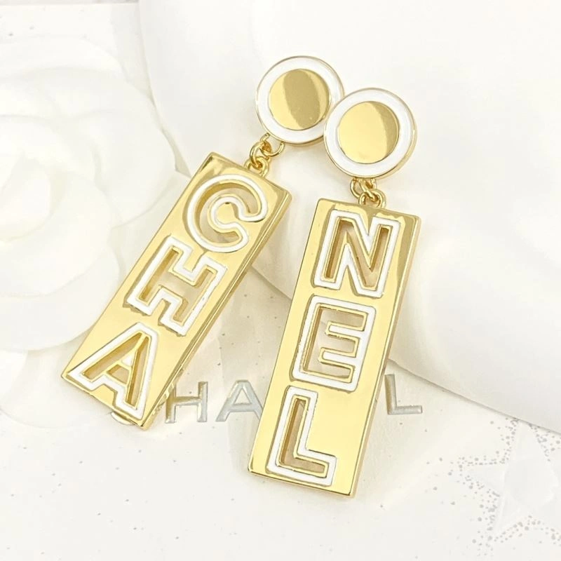 Chanel Earrings Lightweight 230083