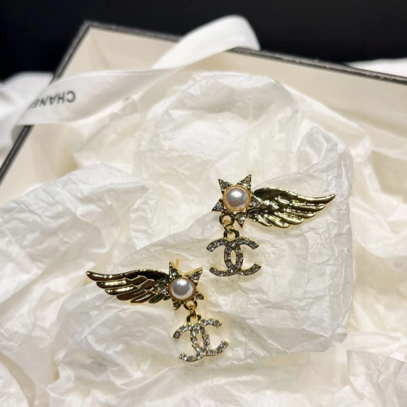 Chanel Earrings Minimalist 230112
