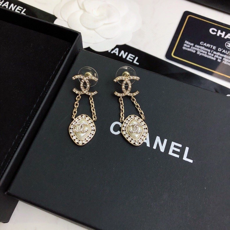 Affordable Chanel Earrings 230198