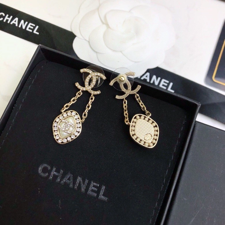 Affordable Chanel Earrings 230198