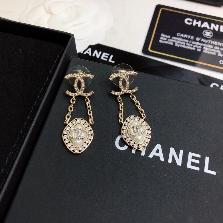 Affordable Chanel Earrings 230198