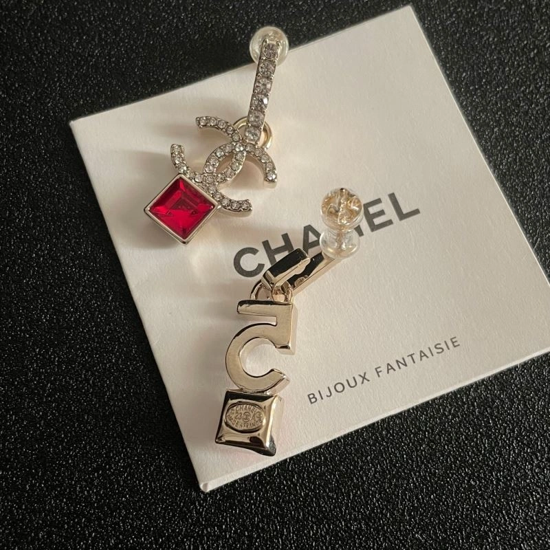 OnTrend Chanel Earrings 230037