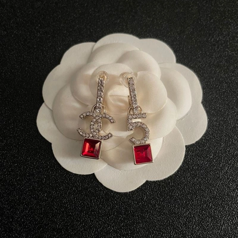 OnTrend Chanel Earrings 230037