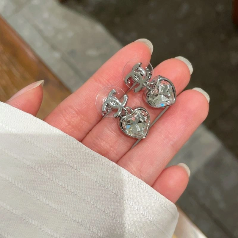 Bright Chanel Earrings 230030