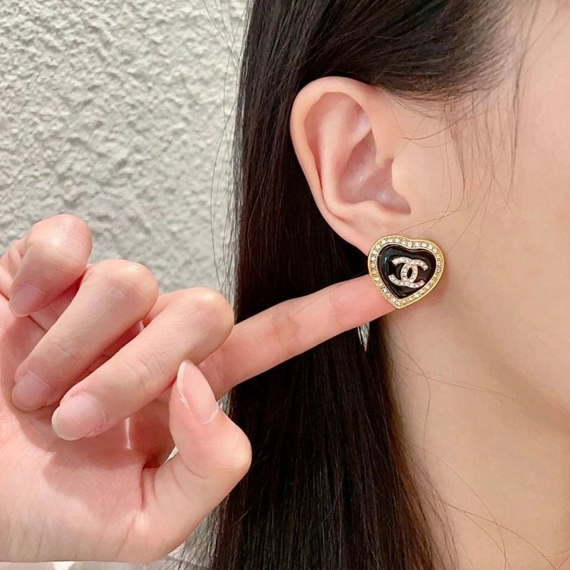 Affordable Chanel Earrings 230028