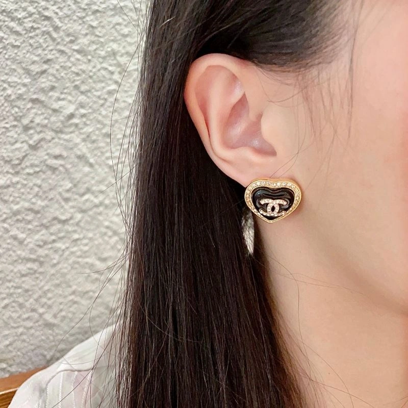 Affordable Chanel Earrings 230028
