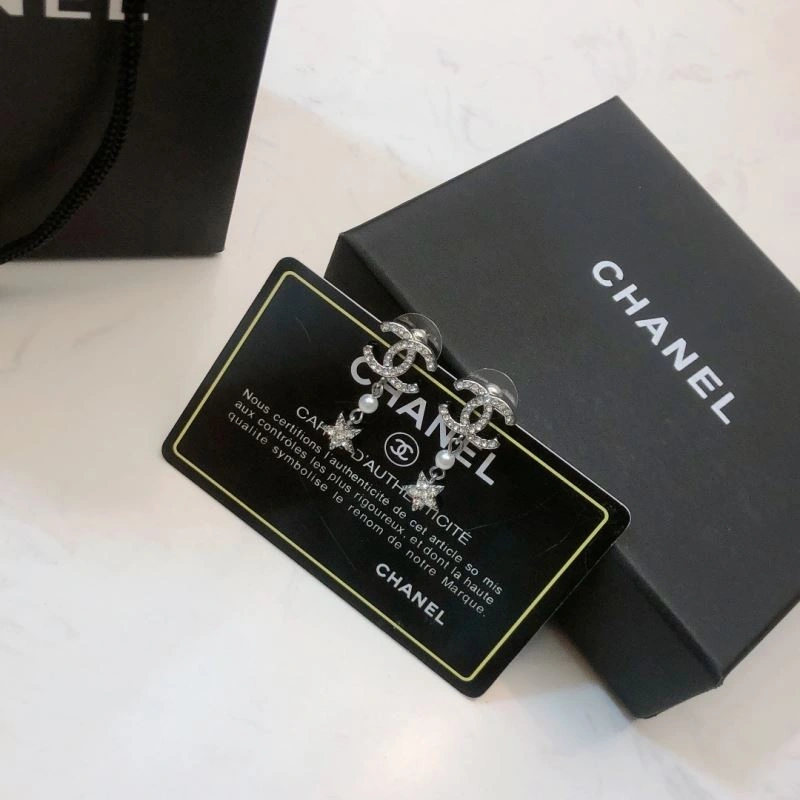 Chanel Earrings Breathable 230064