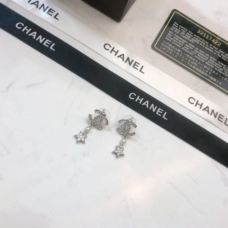 Chanel Earrings Breathable 230064