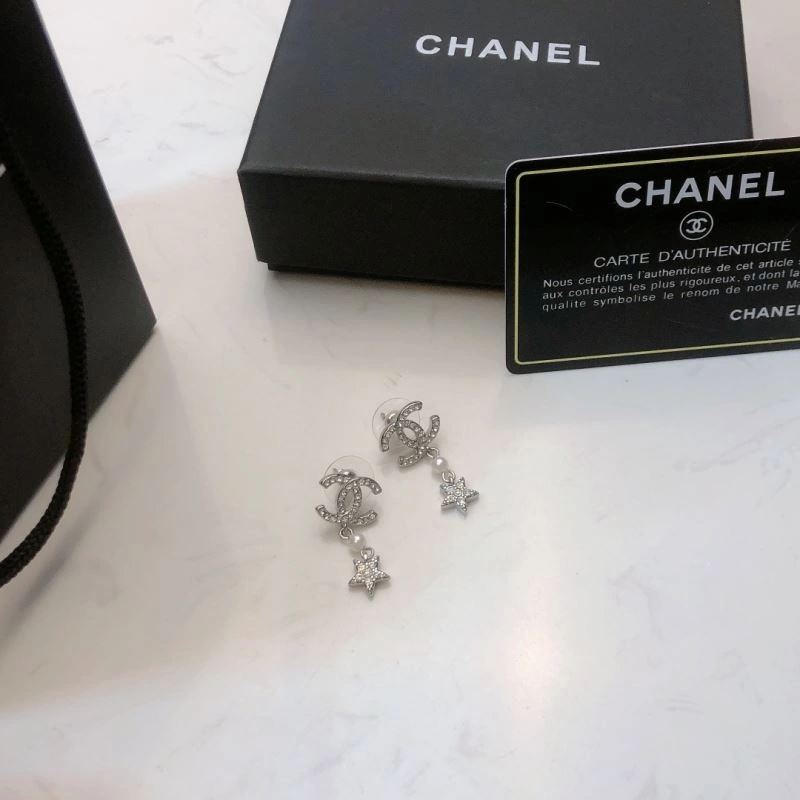 Chanel Earrings Breathable 230064