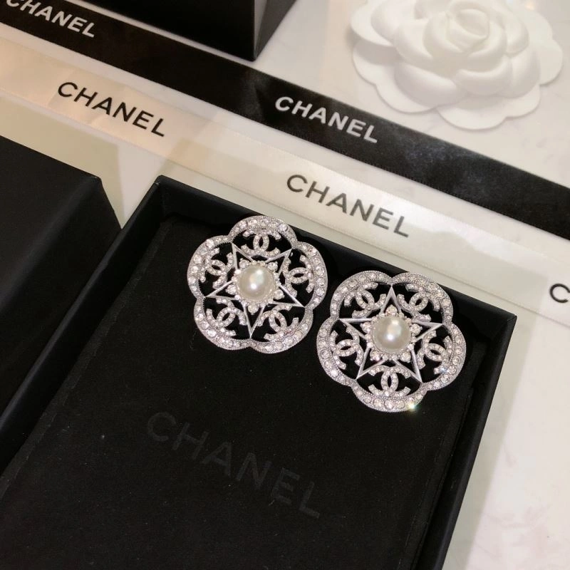 Breathable Chanel Earrings 230060