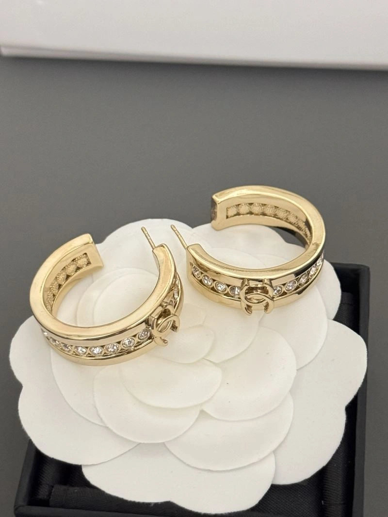Cozy Chanel Earrings 230021