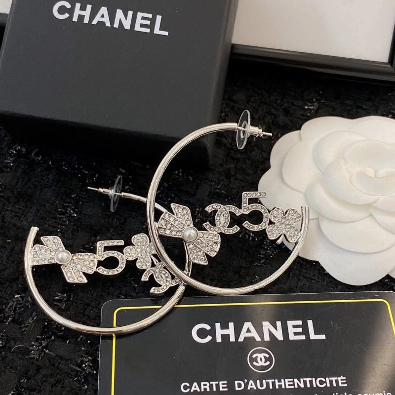 Chanel Earrings Vibrant 230018
