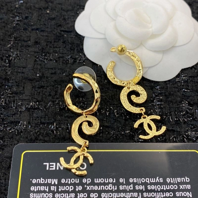 Popular Chanel Earrings 230046