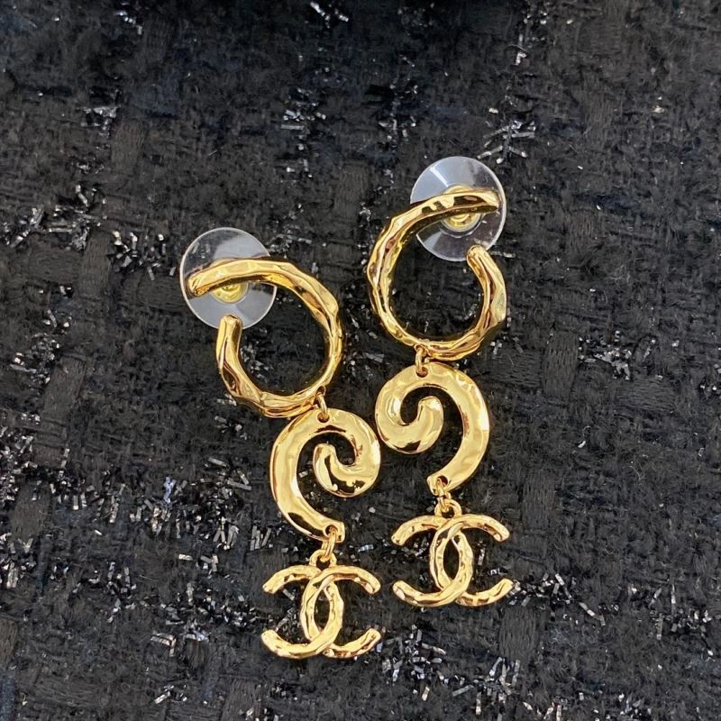 Popular Chanel Earrings 230046